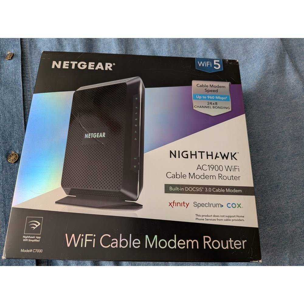 NETGEAR - Nighthawk AC1900 Router with DOCSIS 3.0 Cable Modem - Black